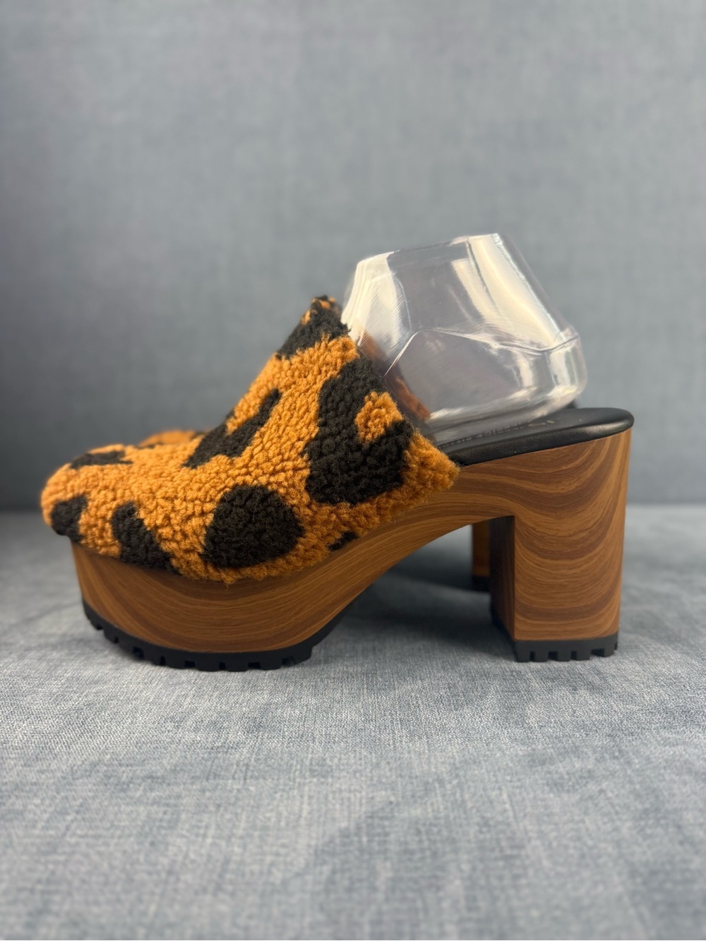 Jessica Simpson Tollia Leopard Print Shearling Wood Block Heel Clogs SZ 9 Chunky - Picture 4 of 11
